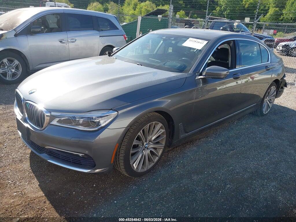 WBA7F2C51GGE12333 2016 BMW 750I photo no. 2