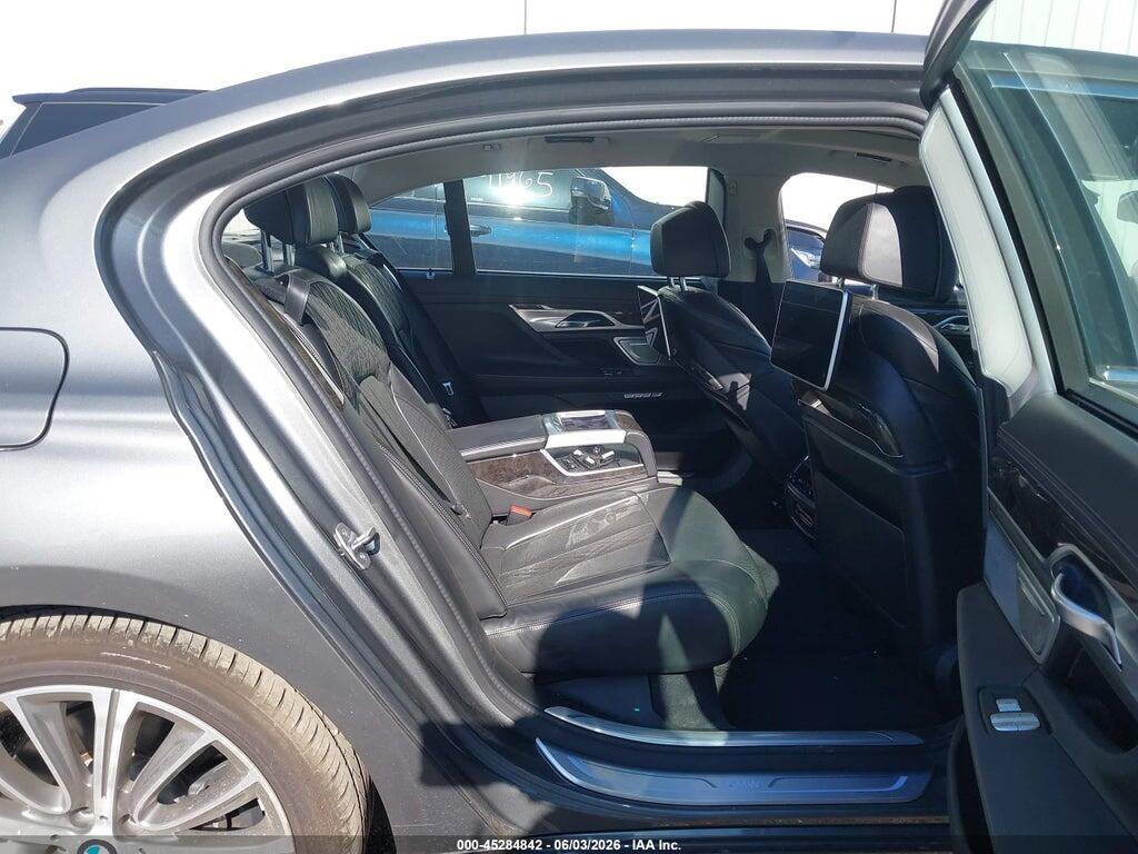 WBA7F2C51GGE12333 2016 BMW 750I photo no. 8