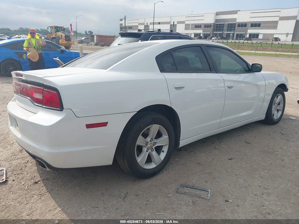 2C3CDXBG6EH312156 2014 DODGE CHARGER photo no. 4