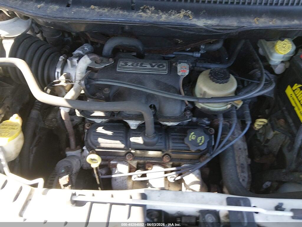 2C8GP54L75R468833 2005 CHRYSLER TOWN & COUNTRY photo no. 10