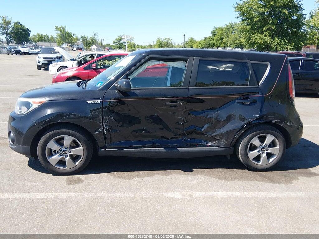 KNDJN2A28J7589857 2018 KIA SOUL photo no. 6