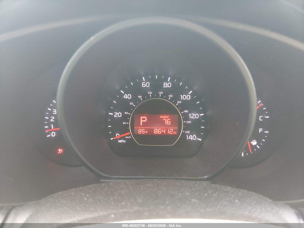 KNDJN2A28J7589857 2018 KIA SOUL photo no. 7