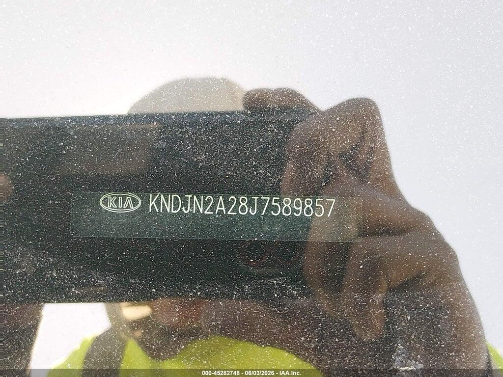KNDJN2A28J7589857 2018 KIA SOUL photo no. 9