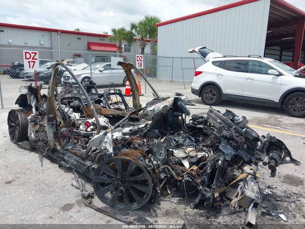 7SAXCBE69NF340581 2022 TESLA MODEL X photo no. 11
