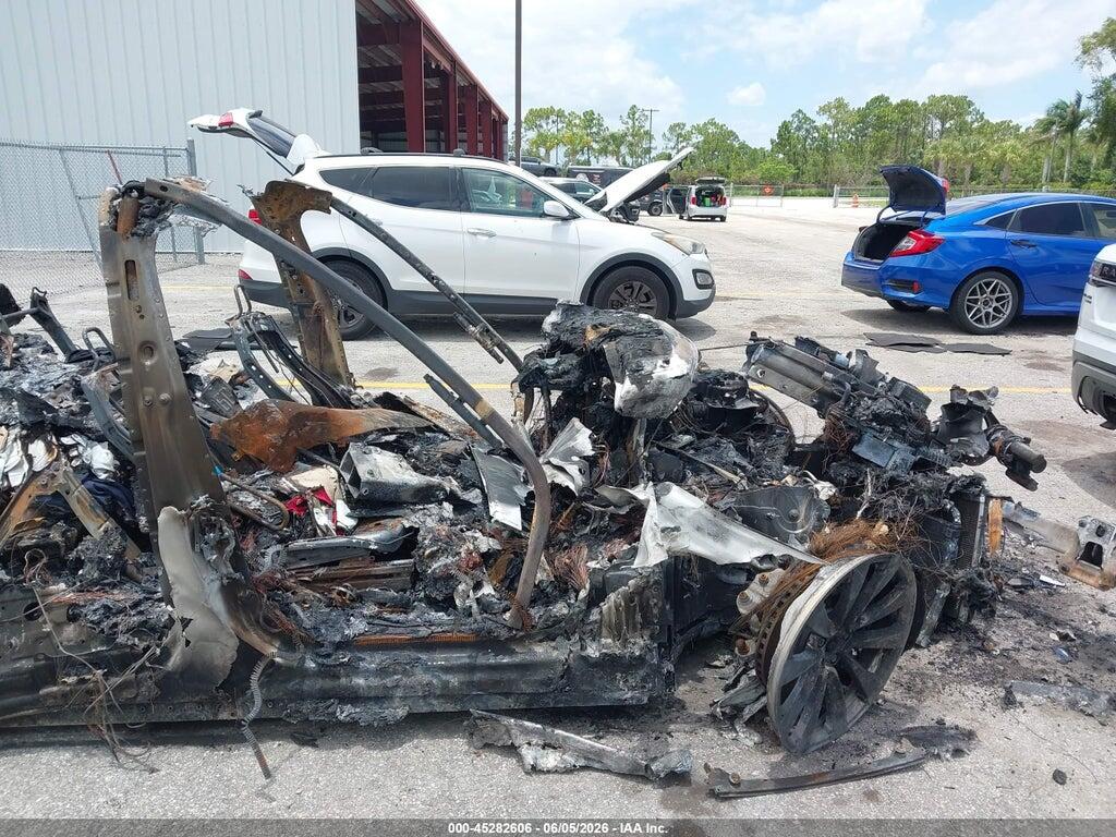 7SAXCBE69NF340581 2022 TESLA MODEL X photo no. 12