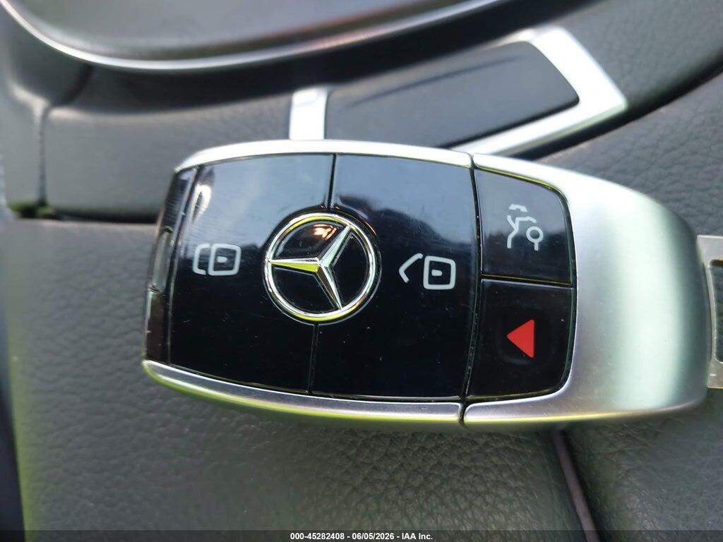 W1KZF8DB8NB091438 2022 MERCEDES-BENZ E 350 photo no. 11