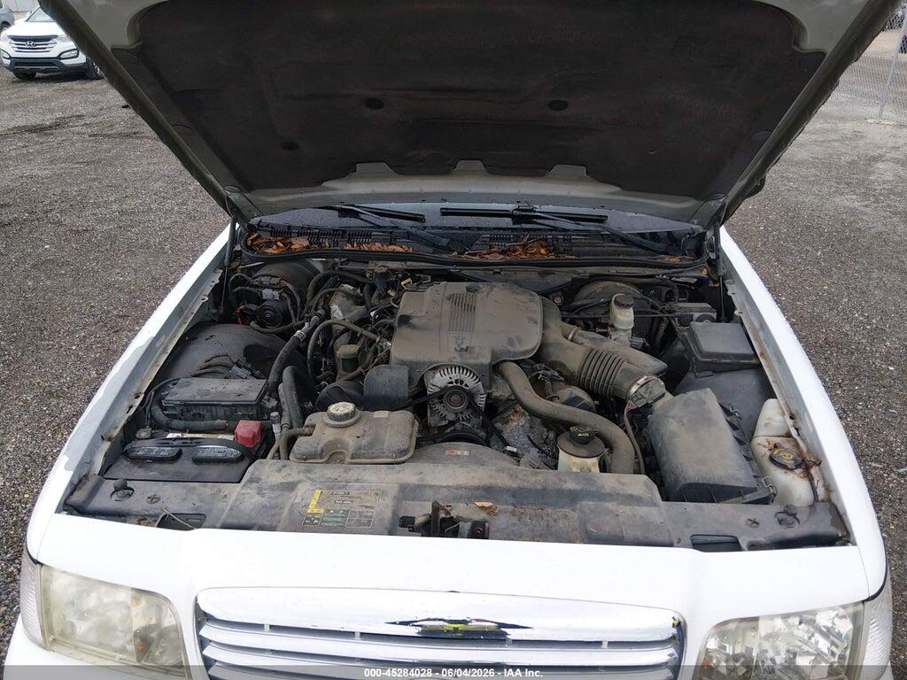 2FAFP74W94X182193 2004 FORD CROWN VICTORIA photo no. 10