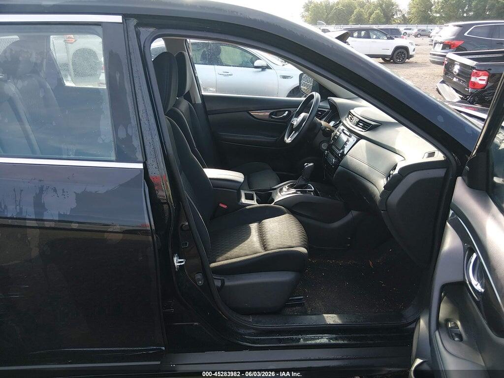 KNMAT2MT5HP605601 2017 NISSAN ROGUE photo no. 5