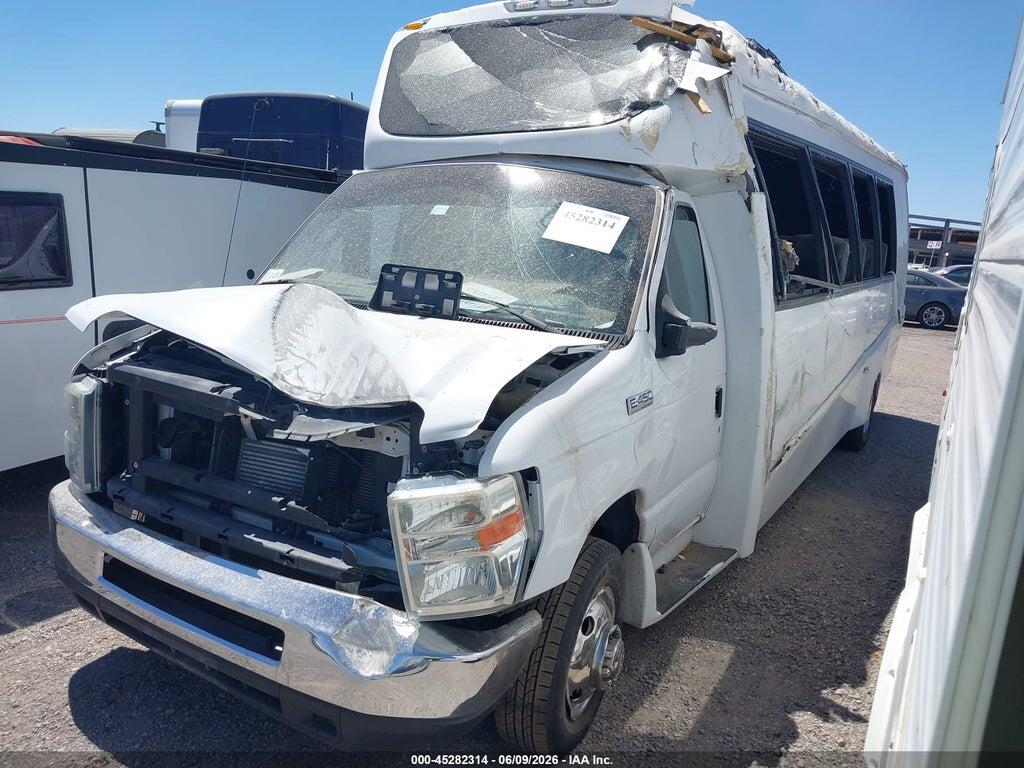 1FDXE4FS5HDC23571 2017 FORD E-450 CUTAWAY photo no. 2