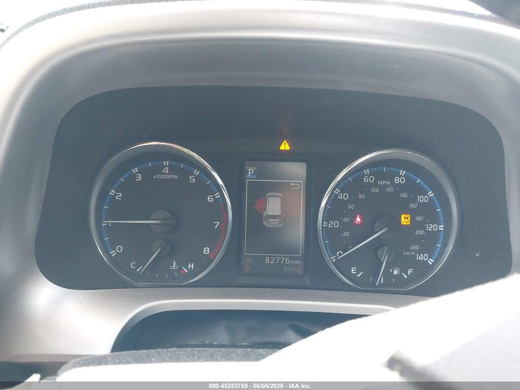 JTMDFREV6JD243525 2018 TOYOTA RAV4 photo no. 7