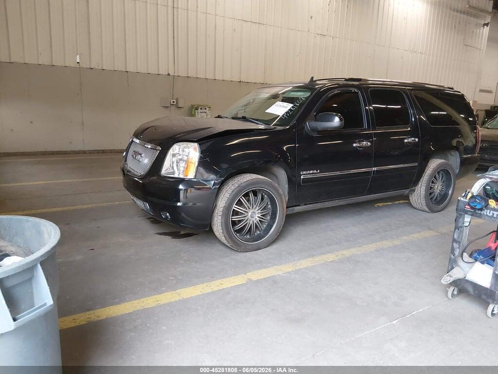 1GKUKMEF2AR275063 2010 GMC YUKON XL 1500 photo no. 2