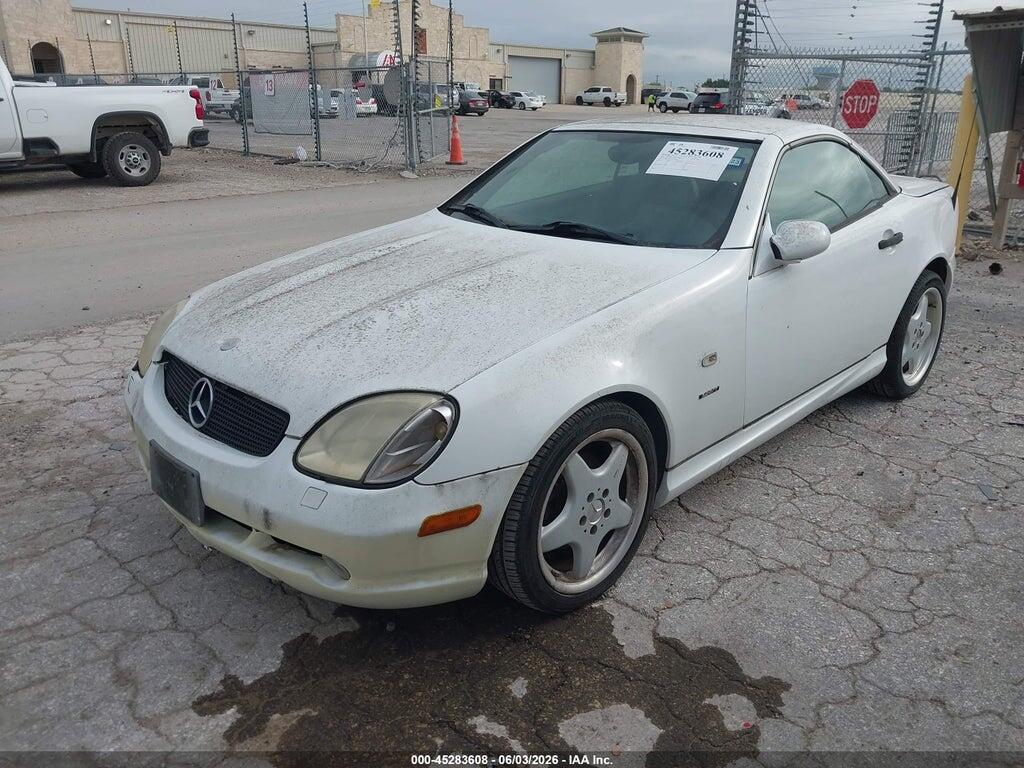 WDBKK47F4YF149507 2000 MERCEDES-BENZ SLK 230 photo no. 2