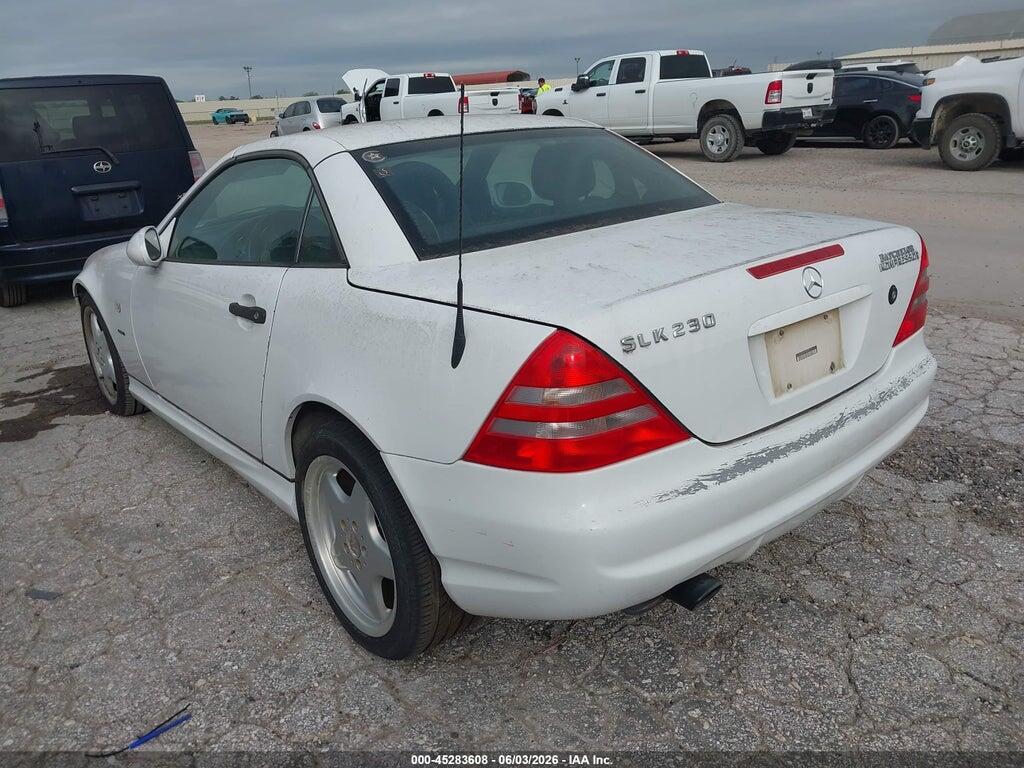 WDBKK47F4YF149507 2000 MERCEDES-BENZ SLK 230 photo no. 3