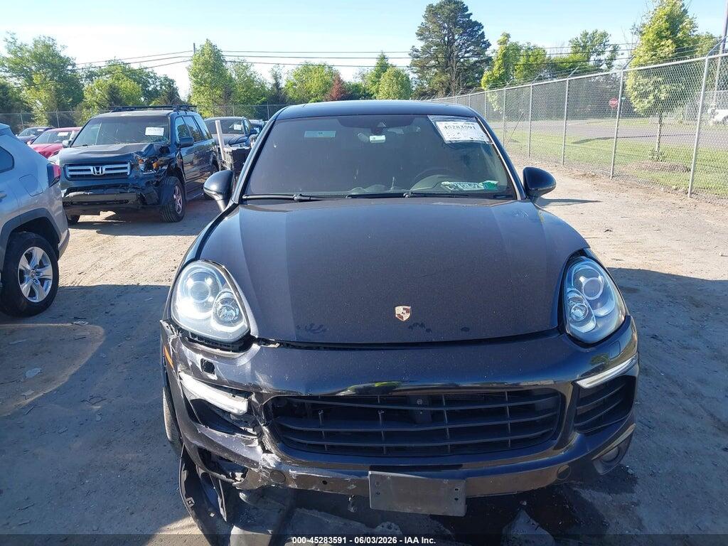 WP1AA2A24HKA80415 2017 PORSCHE CAYENNE photo no. 12