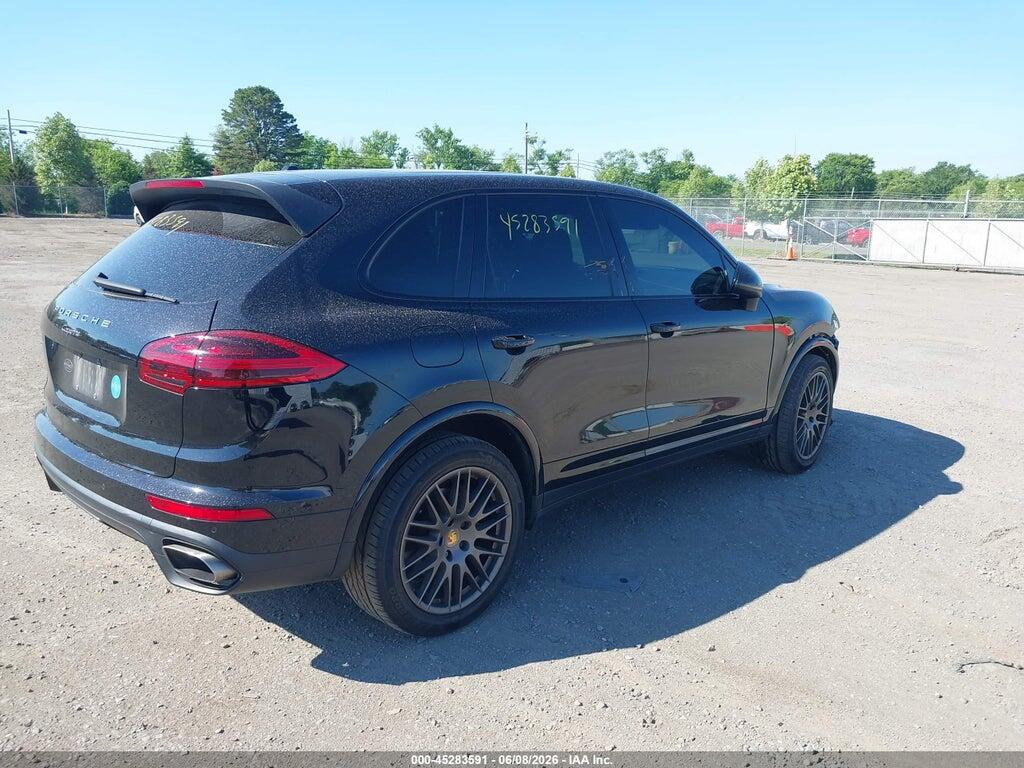 WP1AA2A24HKA80415 2017 PORSCHE CAYENNE photo no. 4