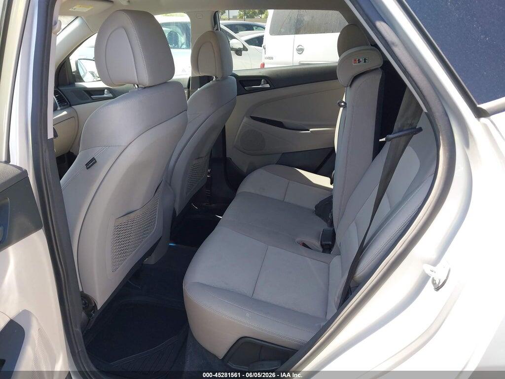 KM8J33A43GU146938 2016 HYUNDAI TUCSON photo no. 8