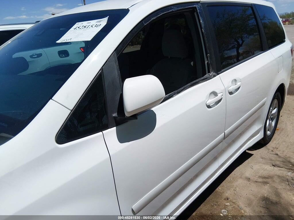 5TDKZ3DC6LS049984 2020 TOYOTA SIENNA photo no. 6
