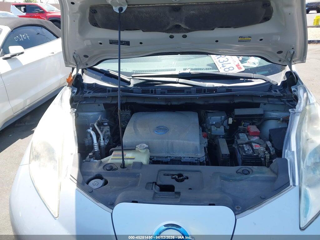 1N4AZ0CPXDC413427 2013 NISSAN LEAF photo no. 10