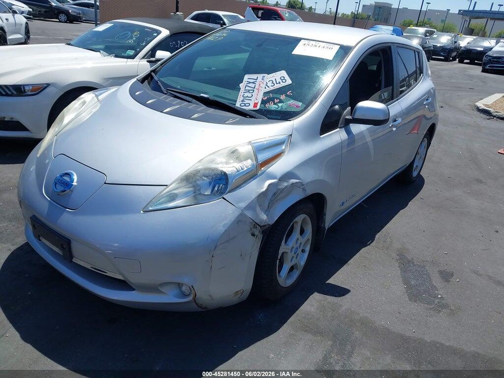 1N4AZ0CPXDC413427 2013 NISSAN LEAF photo no. 2