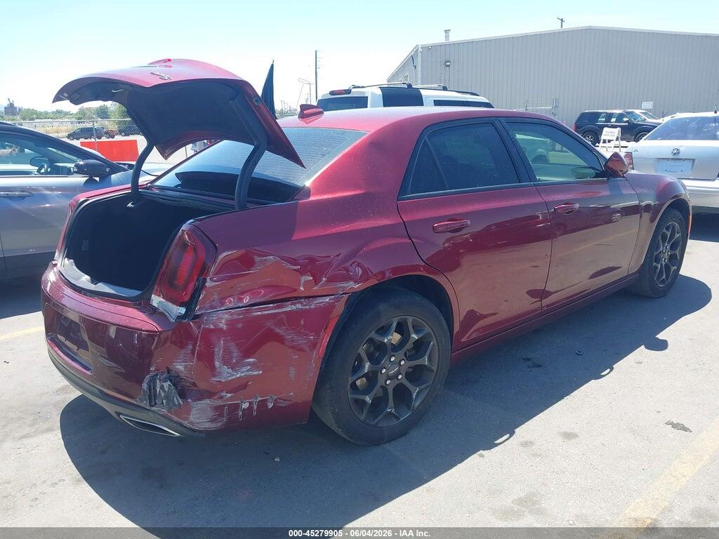 2C3CCAGG9LH150979 2020 CHRYSLER 300 photo no. 4