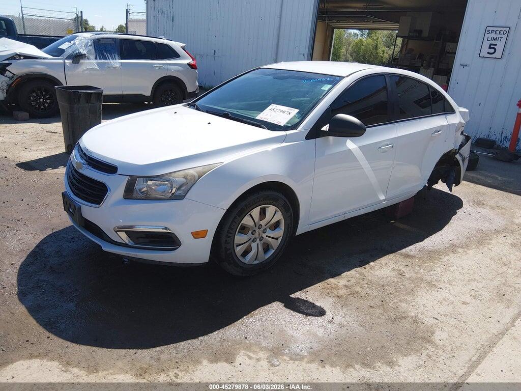 1G1PC5SG6G7156714 2016 CHEVROLET CRUZE LIMITED photo no. 2