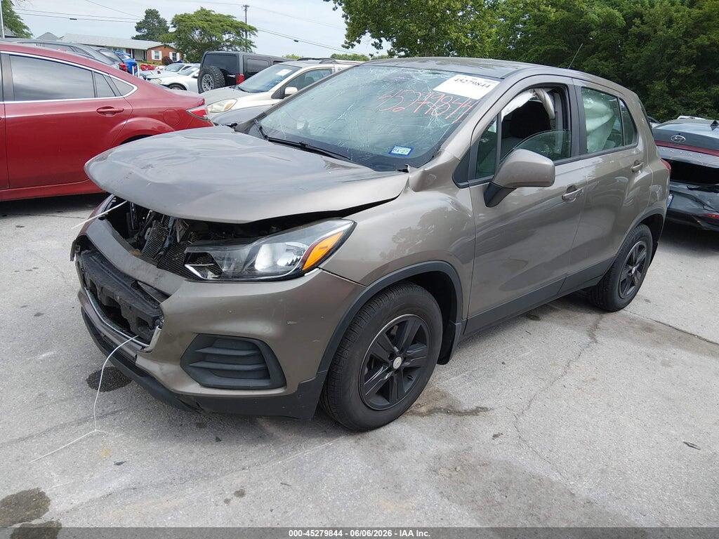 KL7CJKSB2LB351714 2020 CHEVROLET TRAX photo no. 2