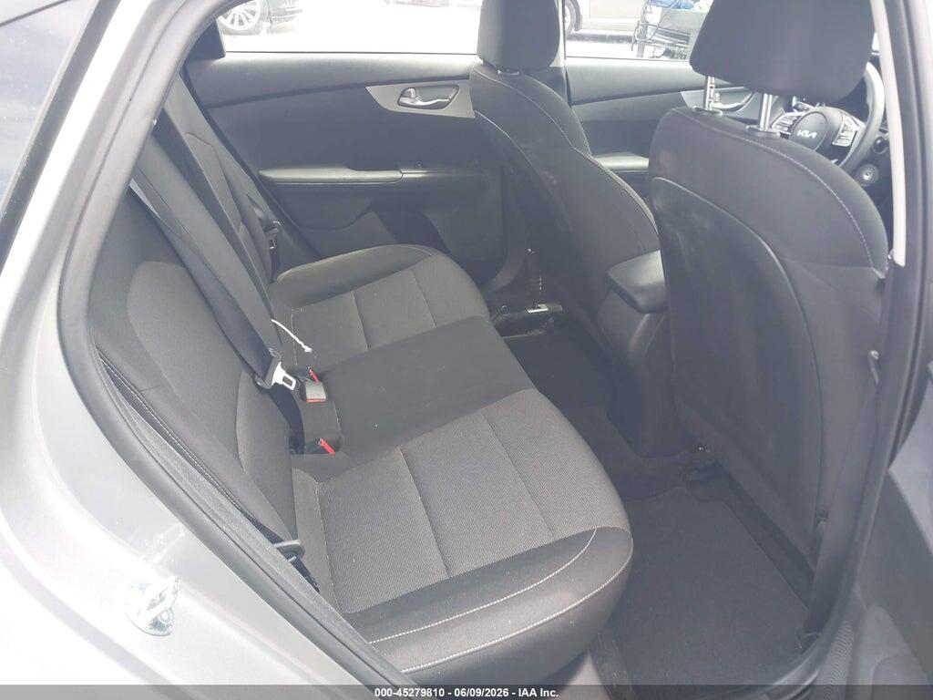 3KPF24AD7PE615904 2023 KIA FORTE photo no. 8
