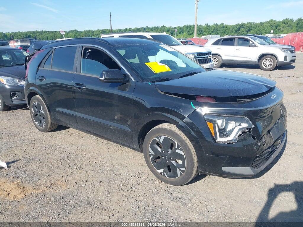 KNDCR3L13P5060022 2023 KIA NIRO EV photo no. 1