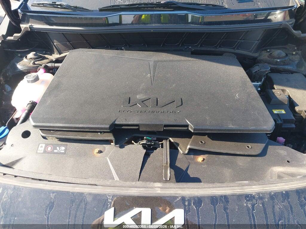 KNDCR3L13P5060022 2023 KIA NIRO EV photo no. 10