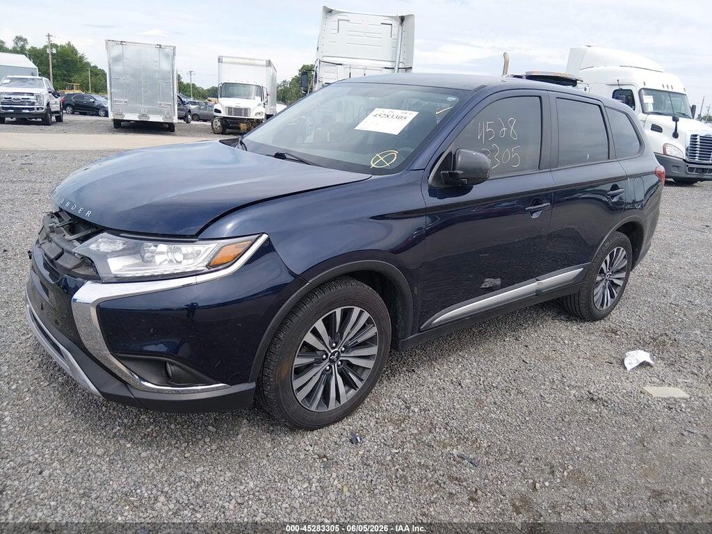 JA4AD2A33LZ041956 2020 MITSUBISHI OUTLANDER photo no. 2