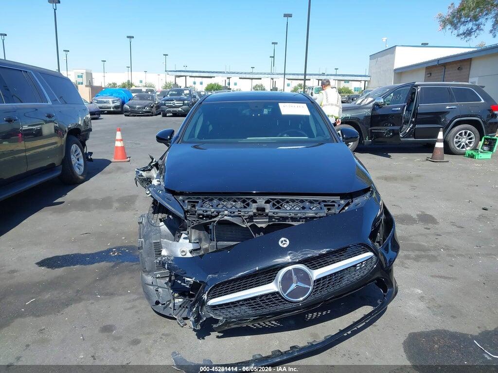 WDD3G4EB5KW017294 2019 MERCEDES-BENZ A 220 photo no. 12