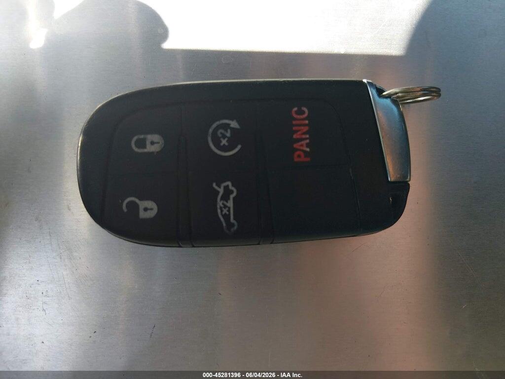 2C3CDXHG5JH323344 2018 DODGE CHARGER photo no. 11