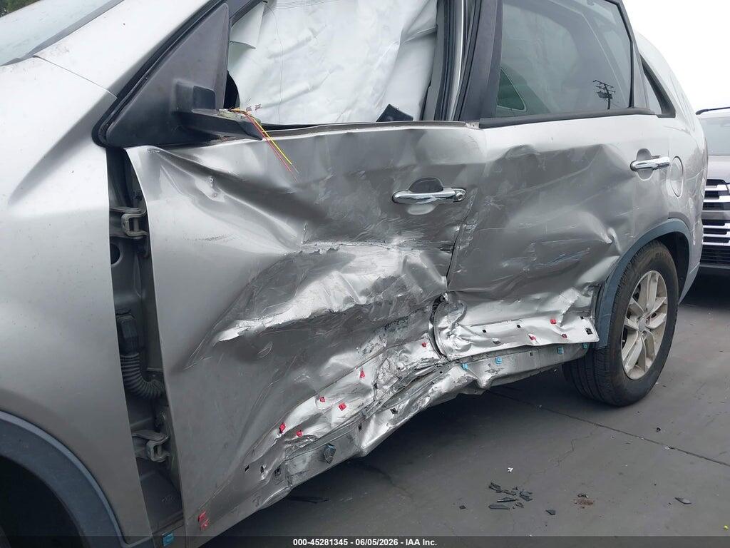 5XYKT4A69FG567742 2015 KIA SORENTO photo no. 6