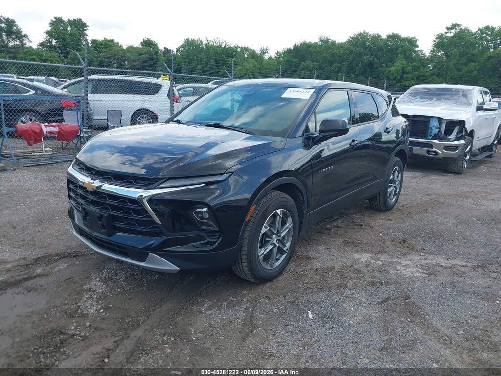 3GNKBHR45PS223300 2023 CHEVROLET BLAZER photo no. 2