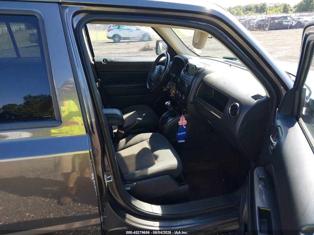 1C4NJRFB0GD608443 2016 JEEP PATRIOT photo no. 5