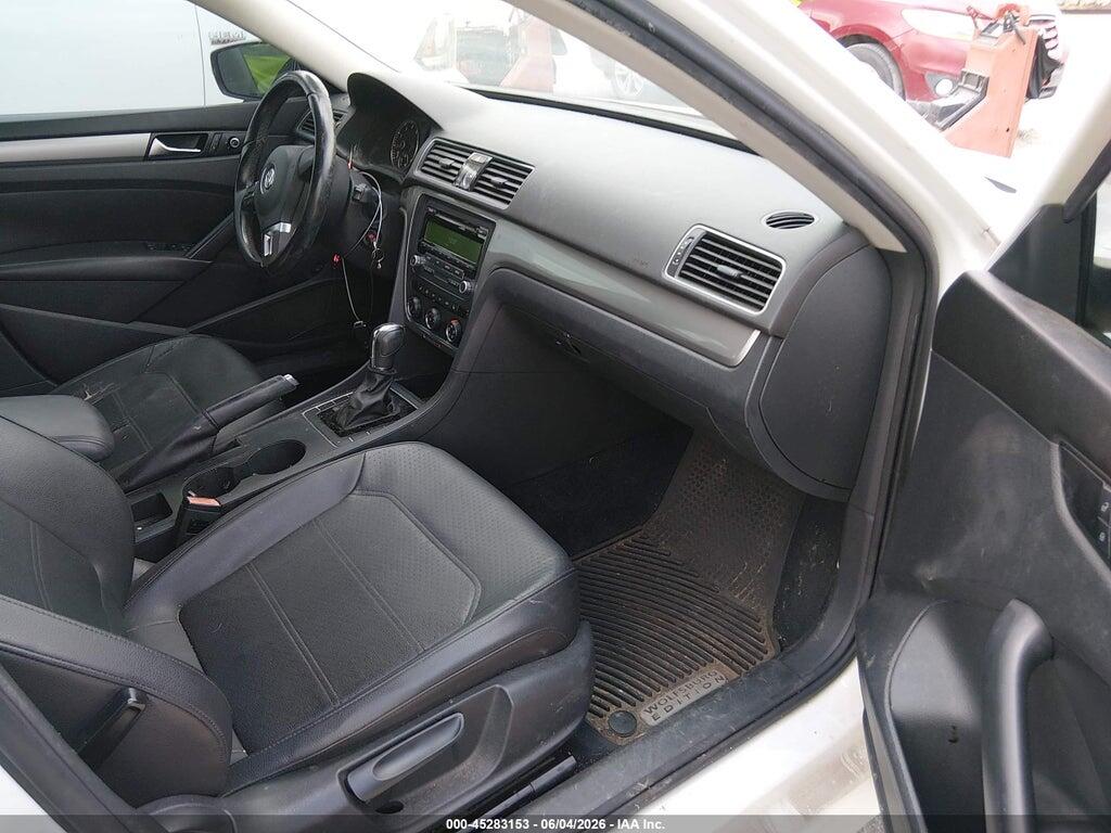 1VWAT7A33EC034370 2014 VOLKSWAGEN PASSAT photo no. 5