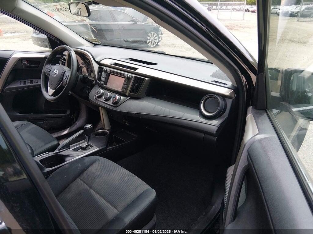 2T3BFREV4FW268246 2015 TOYOTA RAV4 photo no. 5