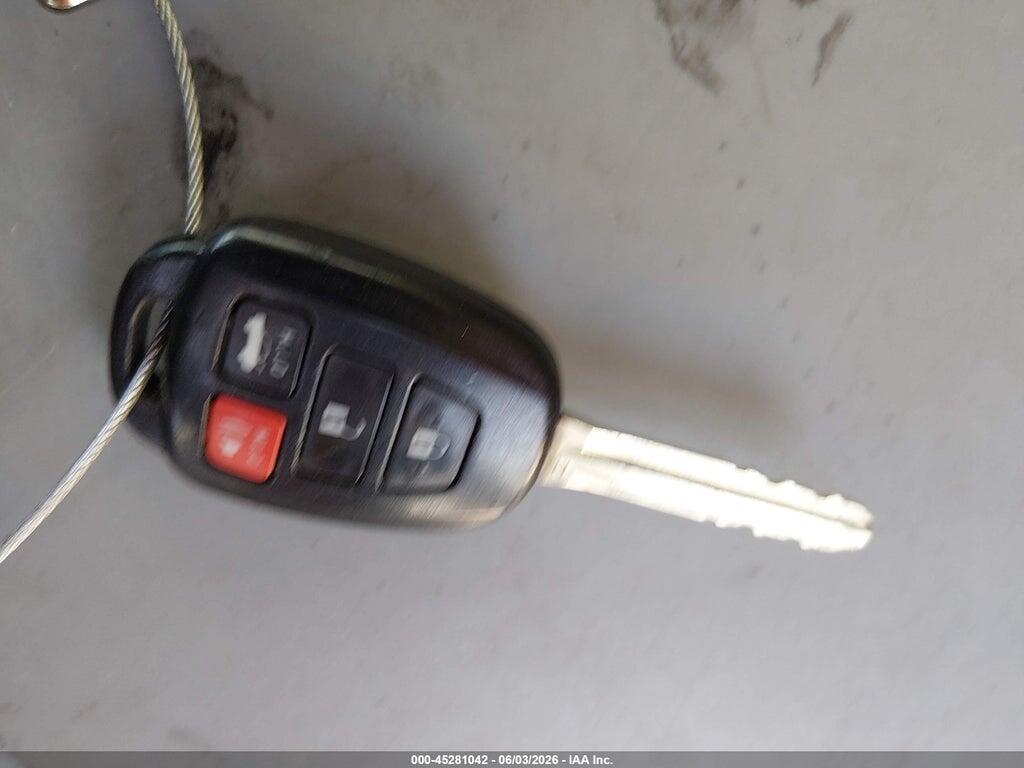 5YFBURHEXKP931244 2019 TOYOTA COROLLA photo no. 11