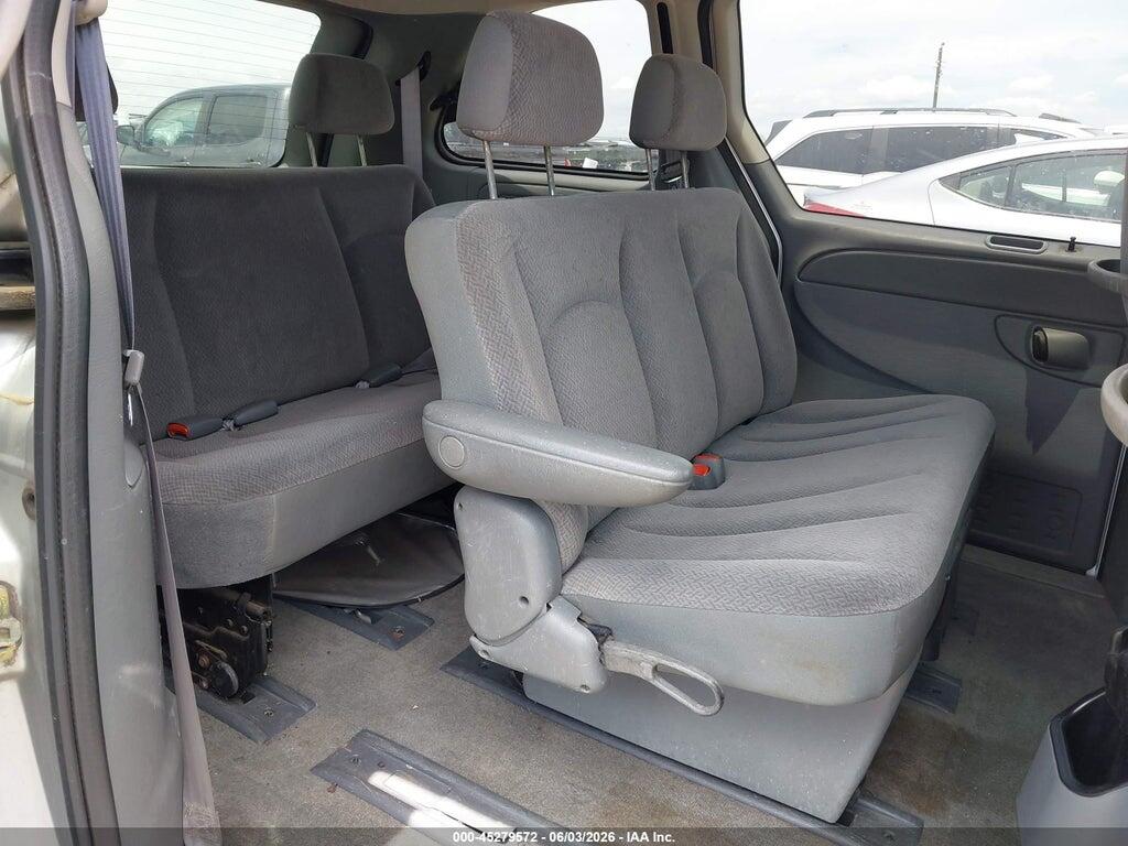 1C4GP45R75B324230 2005 CHRYSLER TOWN & COUNTRY photo no. 8