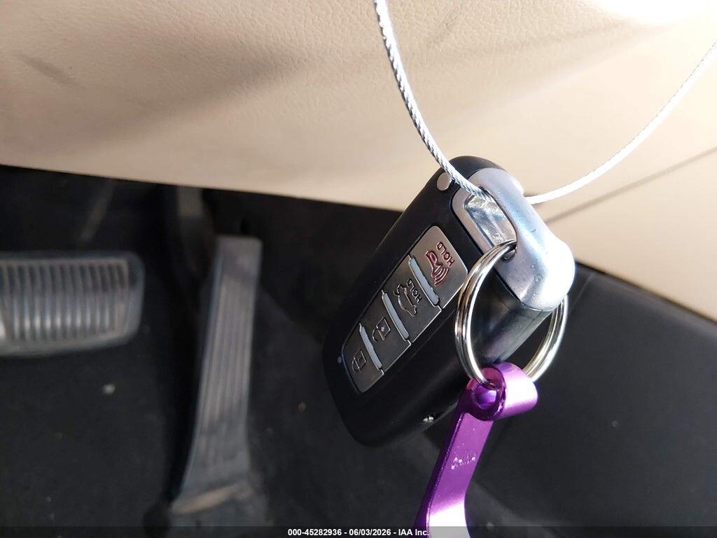 5NPEC4AC5BH048306 2011 HYUNDAI SONATA photo no. 11