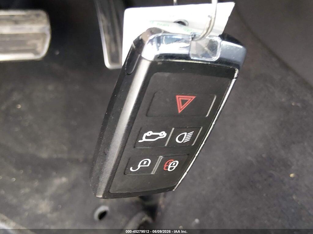 SALYL2EX6SA392547 2025 LAND ROVER RANGE ROVER VELAR photo no. 11