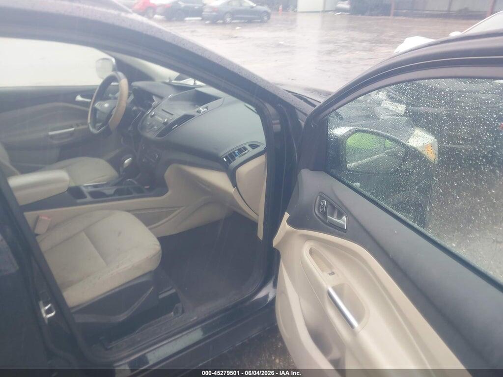 1FMCU0GD3JUA73380 2018 FORD ESCAPE photo no. 5