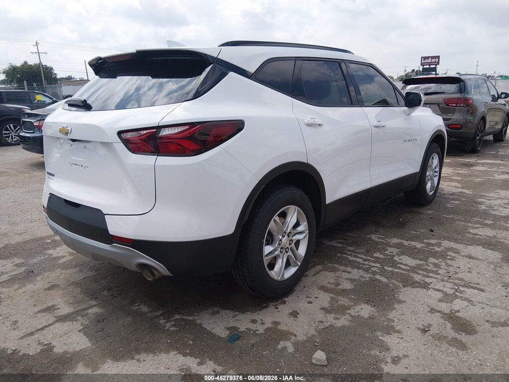 3GNKBCRS1MS539824 2021 CHEVROLET BLAZER photo no. 4