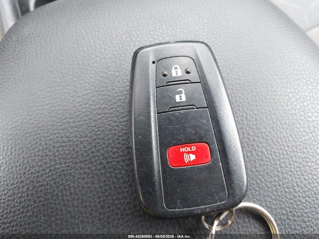 2T3R6RFV5MW015575 2021 TOYOTA RAV4 HYBRID photo no. 11
