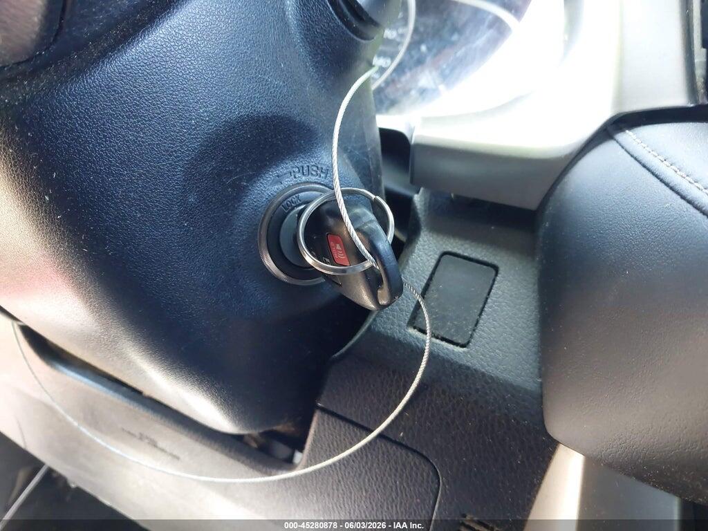 JTMRFREV6D5019580 2013 TOYOTA RAV4 photo no. 11