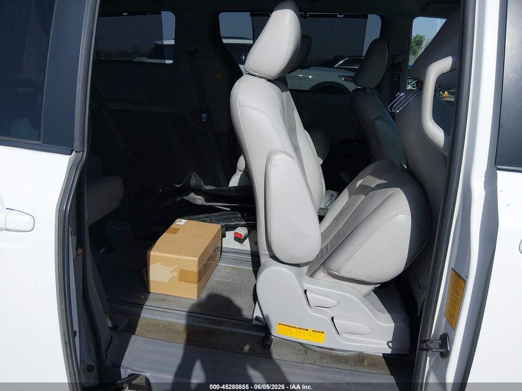 5TDKK3DC9CS224569 2012 TOYOTA SIENNA photo no. 8