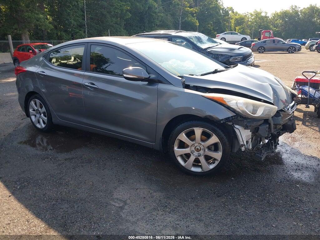 5NPDH4AE3DH228045 2013 HYUNDAI ELANTRA photo no. 1