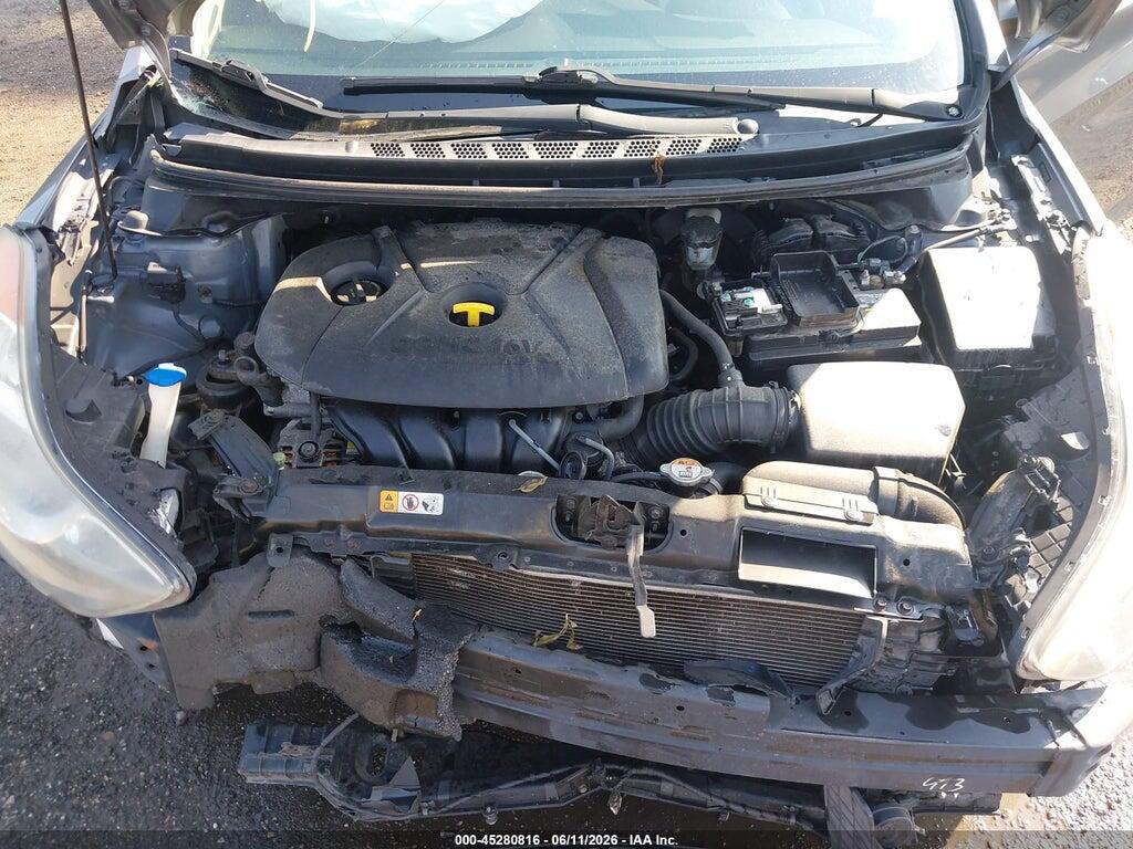 5NPDH4AE3DH228045 2013 HYUNDAI ELANTRA photo no. 10