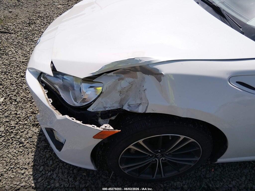 JF1ZNAA16G9704236 2016 SCION FR-S photo no. 6