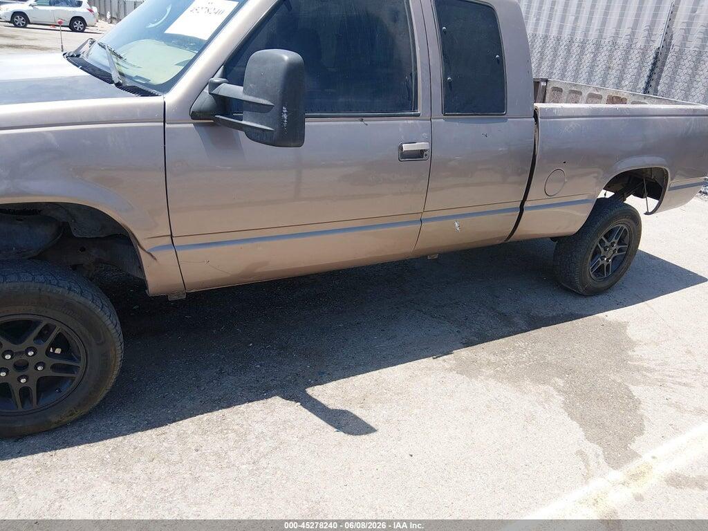 1GTEC19RXVE511942 1997 GMC SIERRA 1500 photo no. 6